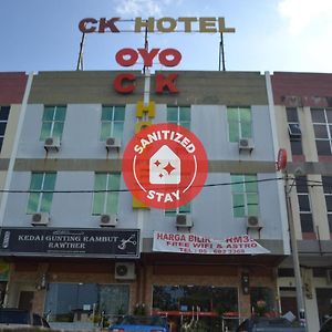 Oyo 89715 Ck Hotel
